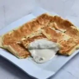 مطبق مالح بالجبنه الصفراء